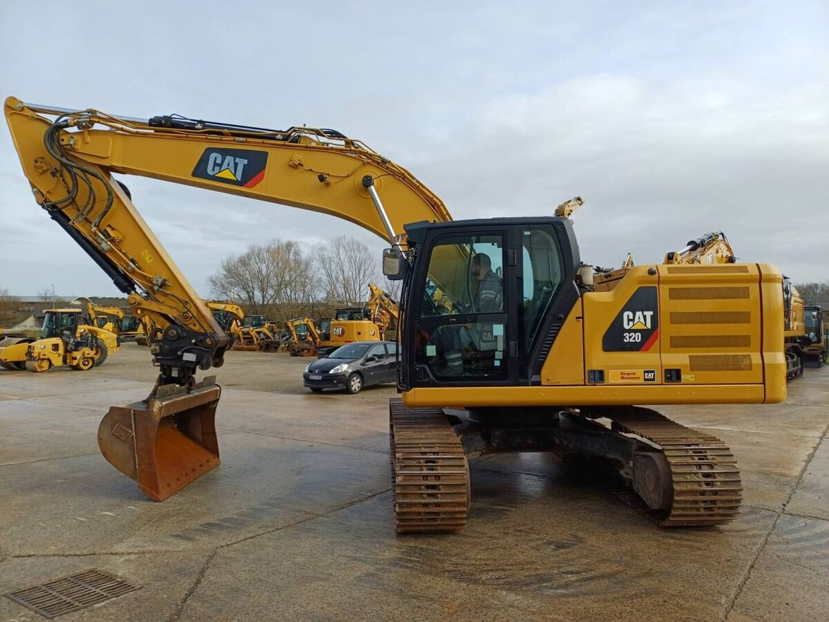 Escavadeira Hidráulica CAT 320