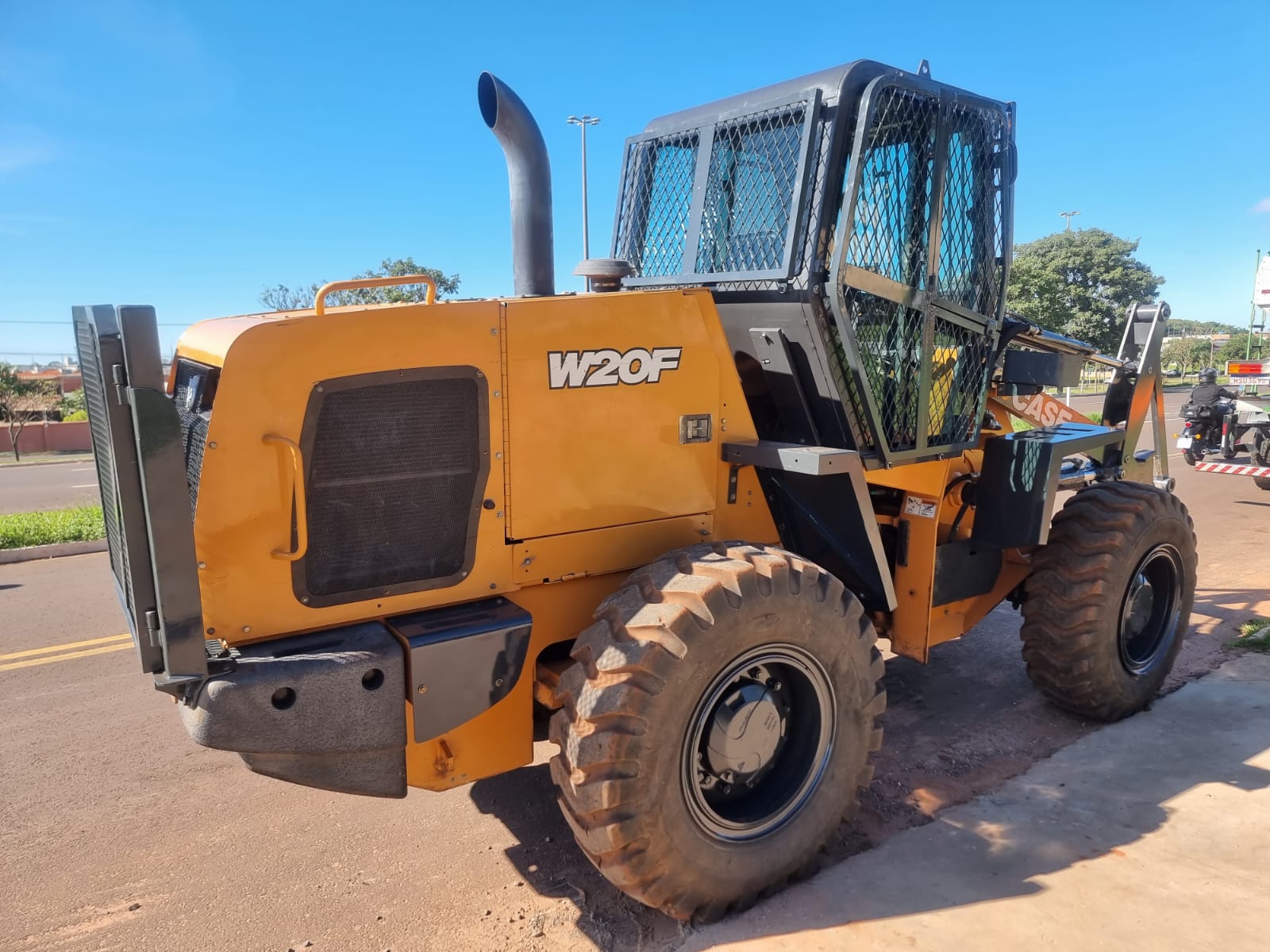 Pá Carregadeira Case W20F